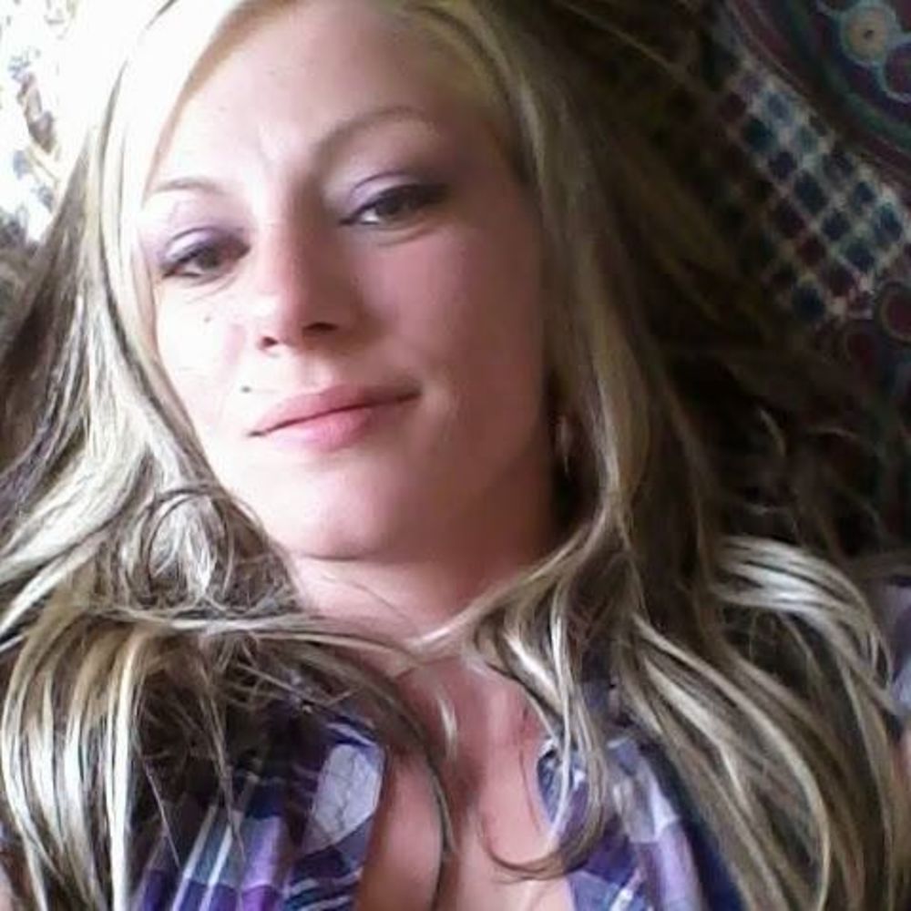 Meet your Posher, Kira